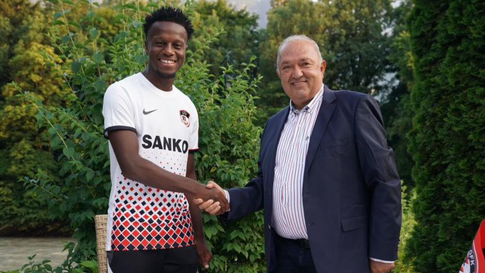 رسميا/ منديل يلتحق بـ"غازي عنتاب" التركي كمُعار لغاية نهاية الموسم