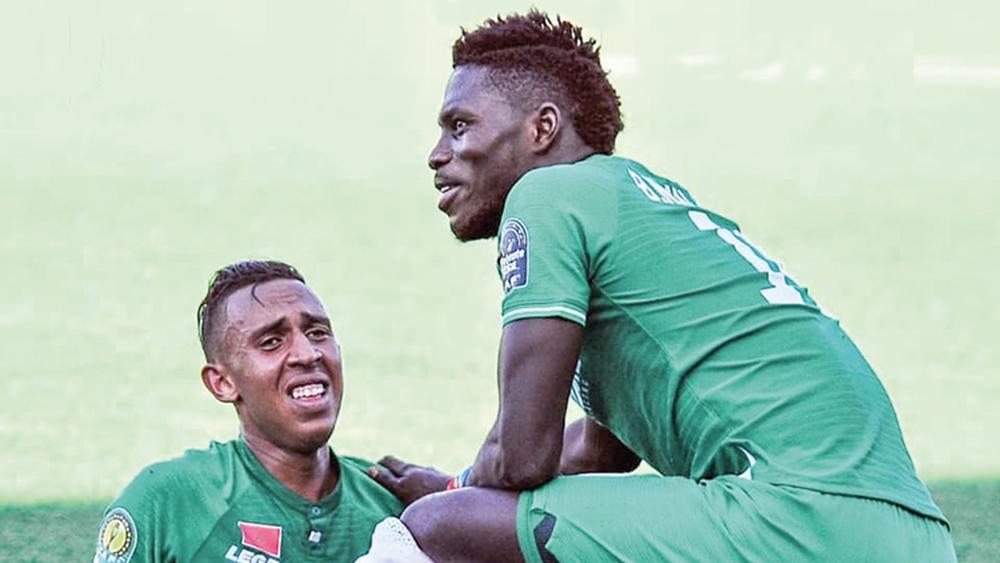 بعد رحيل مالانغو.. جماهير الرجاء توجه "موجة انتقادات" للمكتب المسير وتكتب: "غادين بينا للهاوية!"