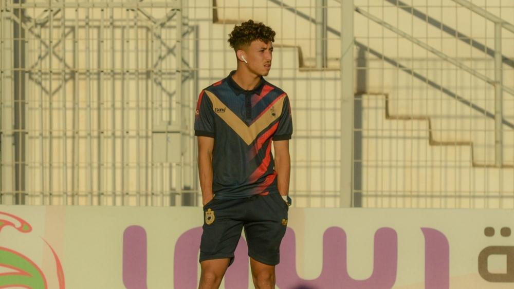 بن يشو يتعرض للإصابة أمام الجيش الملكي ويُغادر في الشوط الأول للمباراة