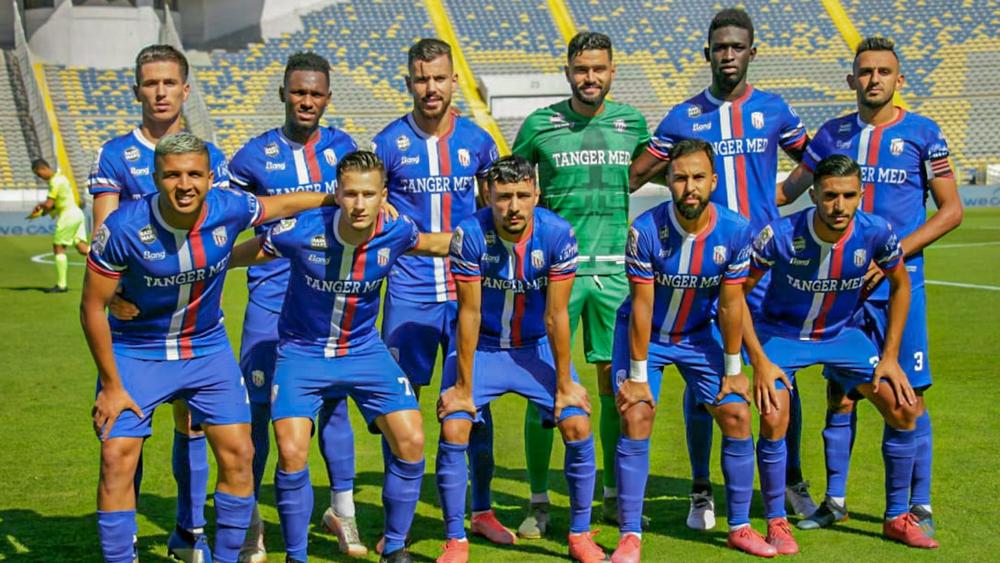 م. التطواني يلتحق بأحد فنادق البيضاء بعد عودته من خريبكة ويجري تداريبه على ملعب "الوازيس" تأهبا لاستقبال ن. بركان في "الأب جيكو"