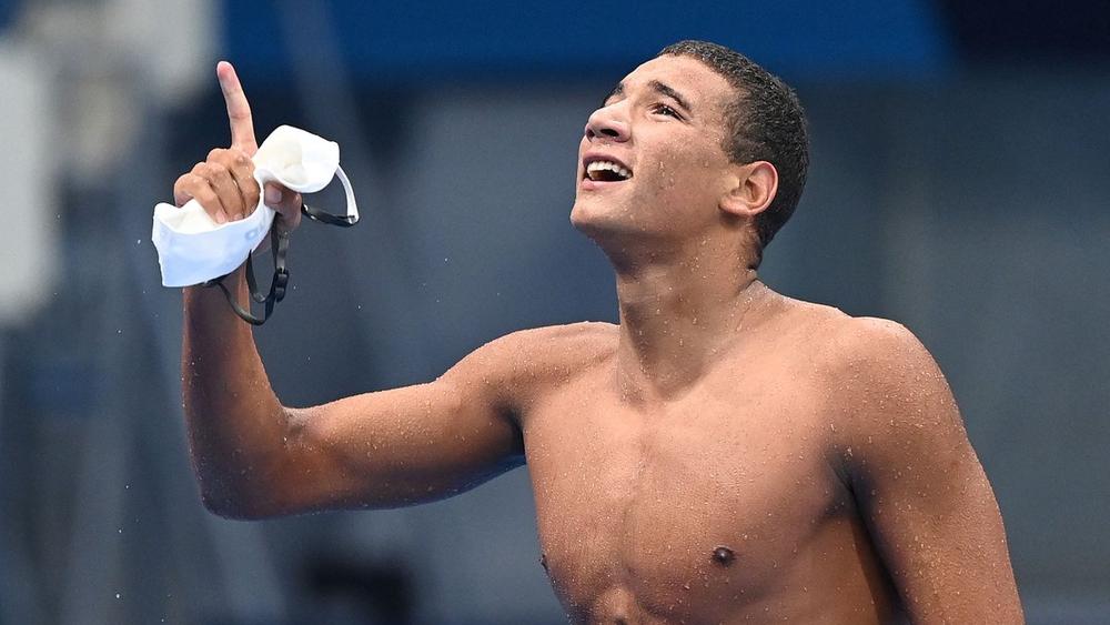 بعد تتويجه بأول ميدالية ذهبية للعرب في طوكيو.. السباح أحمد الحفناوي يصرح: "لم أتوقع تحقيق هذا الإنجاز وسأحاول الفوز أيضًا بسباق 800 متر حرة"