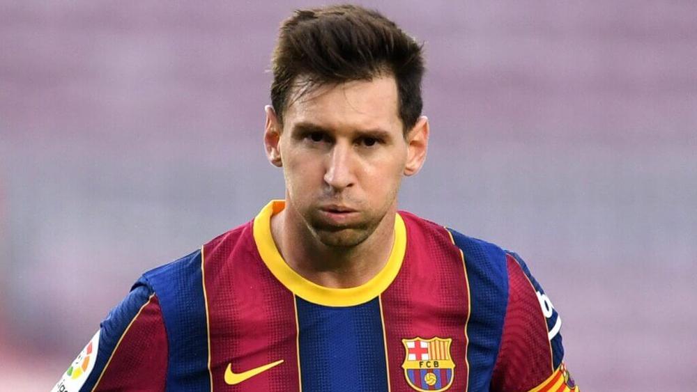 برشلونة ينوي الكشف عن تجديد عقد ميسي قبل يوم الإثنين المقبل