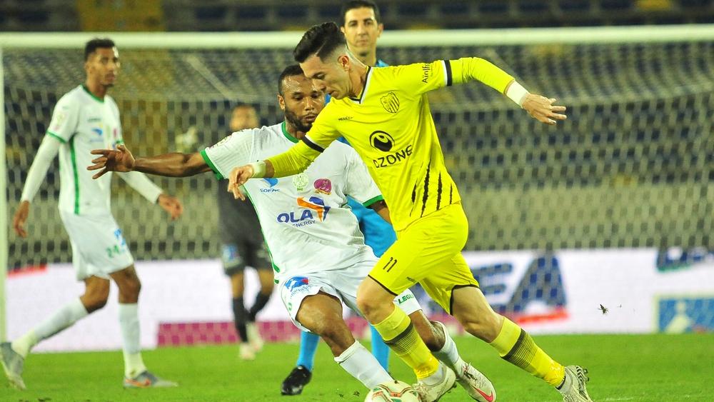 "الماص" بجل عناصره الأساسية والرجاء بأسمائه الاحتياطية مع حضور متولي ونغوما