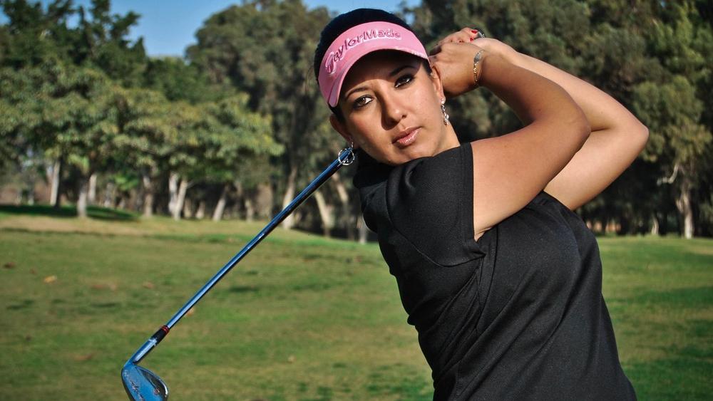 لاعبة الغولف "مهى حديوي" تمثل المغرب في اليوم الـ13 من أولمبياد "طوكيو 2020"