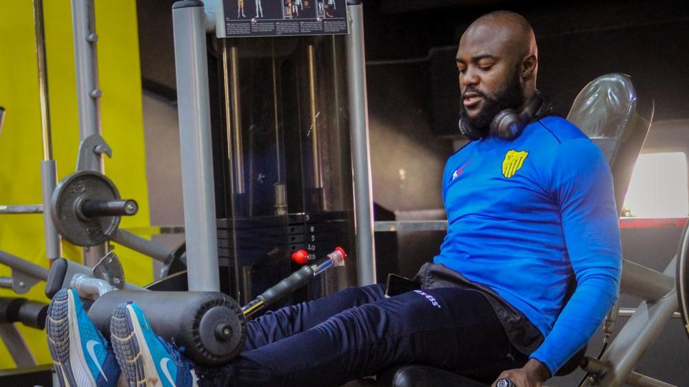 جماهير "الماص" تطلق هاشتاغ "الجَامْعِي خلَّص غِيزا" وتعبر عن تخوفها من خسارة نجمها الإيفواري