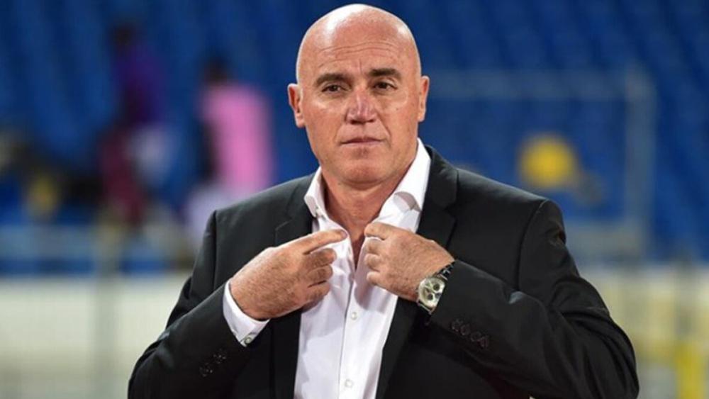 غاموندي لـ"البطولة": "توصلت بمستحقاتي المالية من الحسنية.. أحترم النادي وجماهيره ولن أنسى الطريقة التي استقبلوني بها"