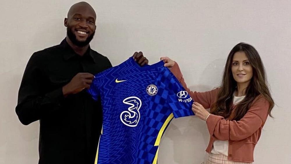 رسميا/ تشيلسي الإنجليزي يعلن عن عودة لوكاكو لـ"القلعة الزرقاء" قادما من الإنتر الإيطالي