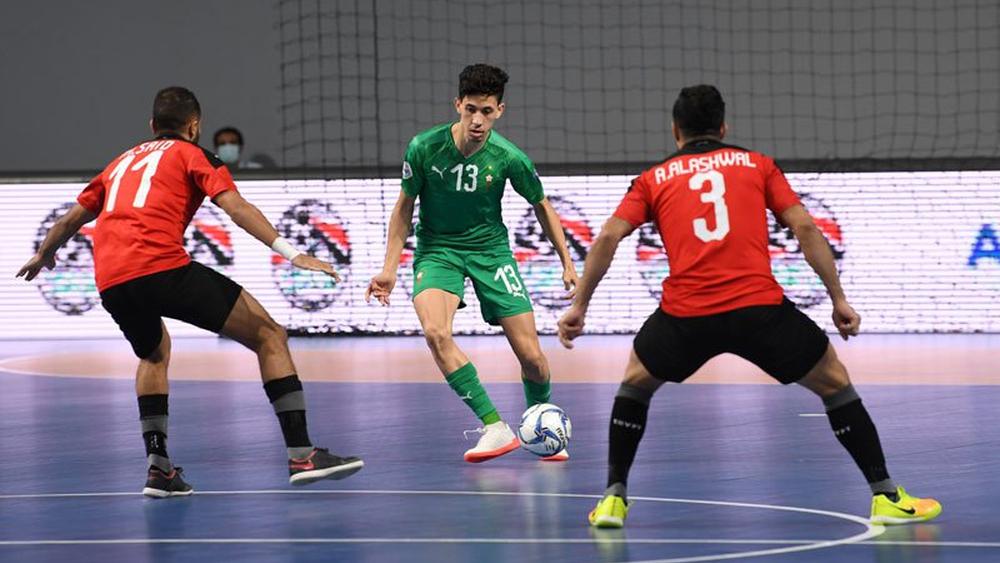 مباراة ودية.. المنتخب المغربي "داخل القاعة" يجدد تفوقه على نظيره المصري ويدك شباكه بثلاثية نظيفة