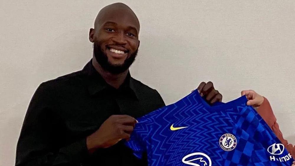 لوكاكو: "رأيت زياش ودارت بيننا محادثة قصيرة في انتظار ملاقاة باقي اللاعبين"