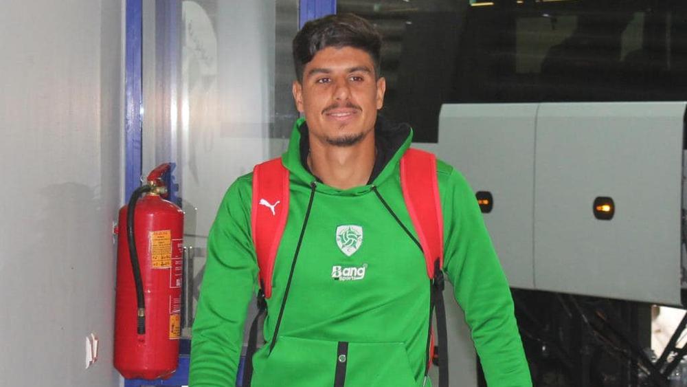 تعذر عودة لاعب مولودية وجدة عبد الله خفيفي من فرنسا بعد إصابته بفيروس "كورونا"