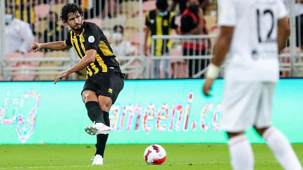 حجازي "الغائب بسبب الإيقاف" يرافق بعثة نادي الاتحاد إلى المغرب تأهبًا لمواجهة الرجاء الرياضي في "النهائي العربي"