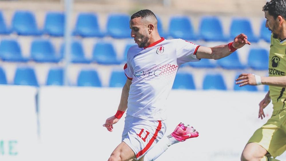 في اجتماعهما يوم أمس.. رئيسة الفتح تطالب نوفل الزرهوني بالتركيز في التداريب واللاعب يُصر على مغادرة الفريق