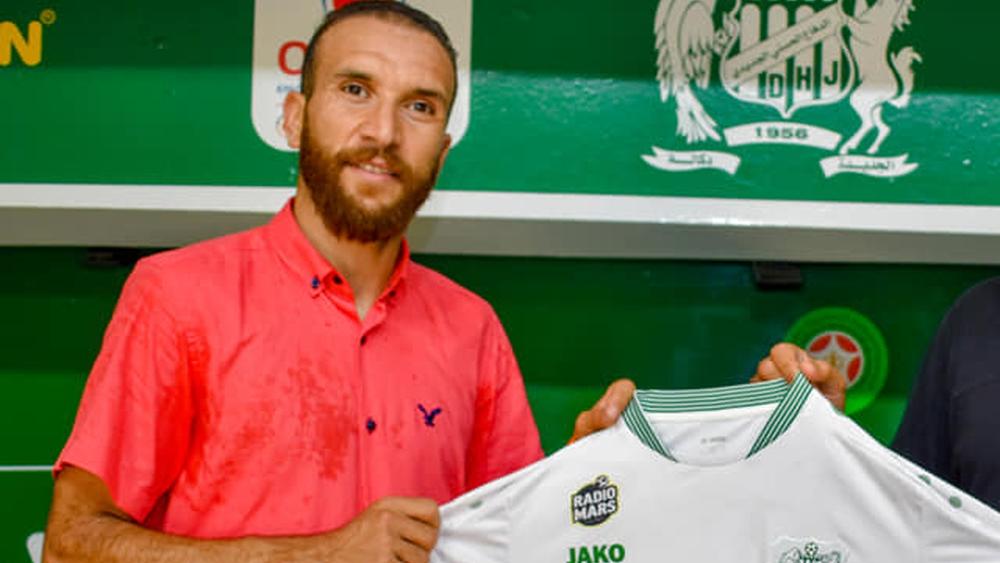 رسميا/ زكرياء حدراف يعود للدفاع الحسني الجديدي قادما من نهضة بركان