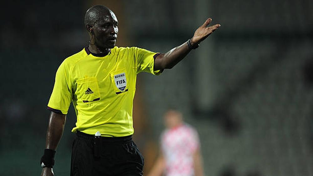 "الكاف" يعين السنغالي نداي لقيادة مباراة المغرب والسودان والكاميروني أليوم لإدارة مواجهة "الأسود" وغينيا لحساب تصفيات مونديال "قطر 2022"