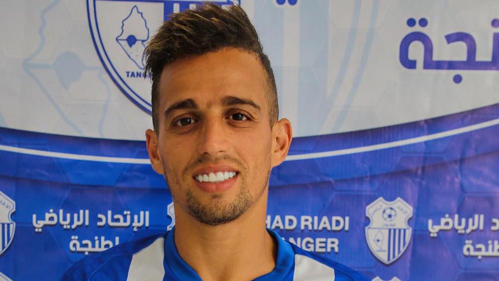 اتحاد طنجة يُعلن استعادته خدمات حمودان بعد انتهاء إعارته لأم صلال
