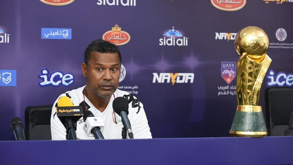 الشابي: "طلبت من لاعبي الرجاء التركيز في نهائي البطولة العربية للتتوييج باللقب ولاعبو الاتحاد قادرون على خلق الخطورة في أية لحظة"