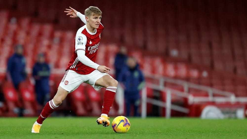 أرسنال يؤكد جاهزية أوديغارد لمباراة الكأس أمام وست بروميتش ألبيون