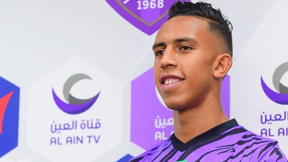 رحيمي: "سعيد بالانتقال للعين زعيم الكرة الإماراتية والآسيوية وأسعى لكتابة إسمي في تاريخه"