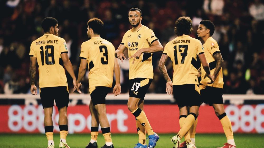 سايس يهز الشباك ويساهم في عبور ولفرهامبتون للدور الثالث من كأس الرابطة