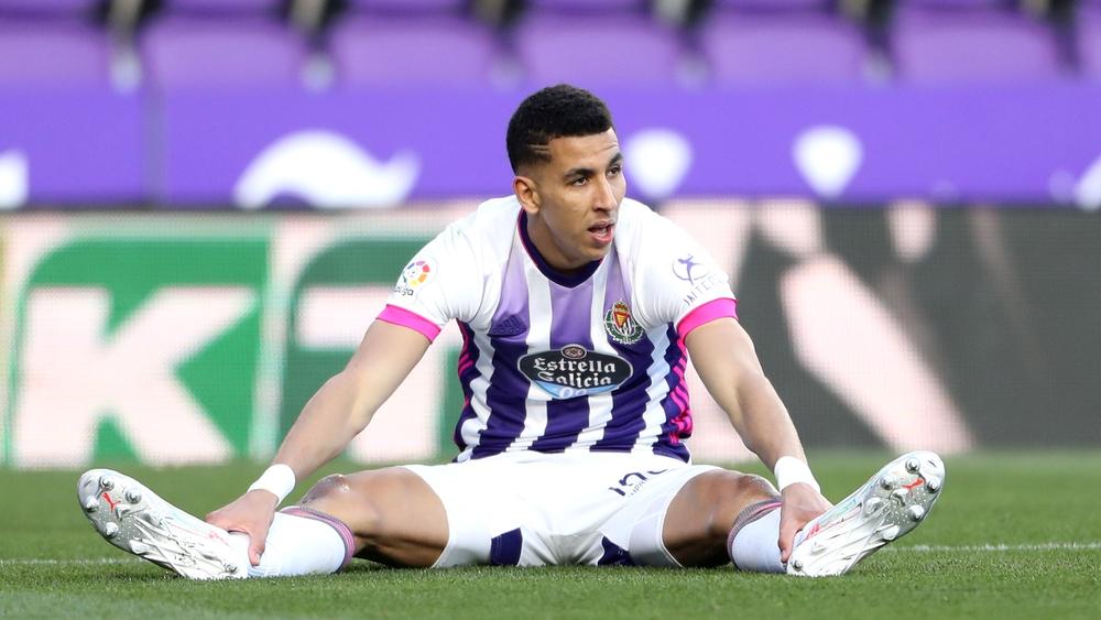 أنصار لبلد الوليد "يُخرّبون" سيارة الياميق ويكتبون عليها عبارة "إرحل الآن"