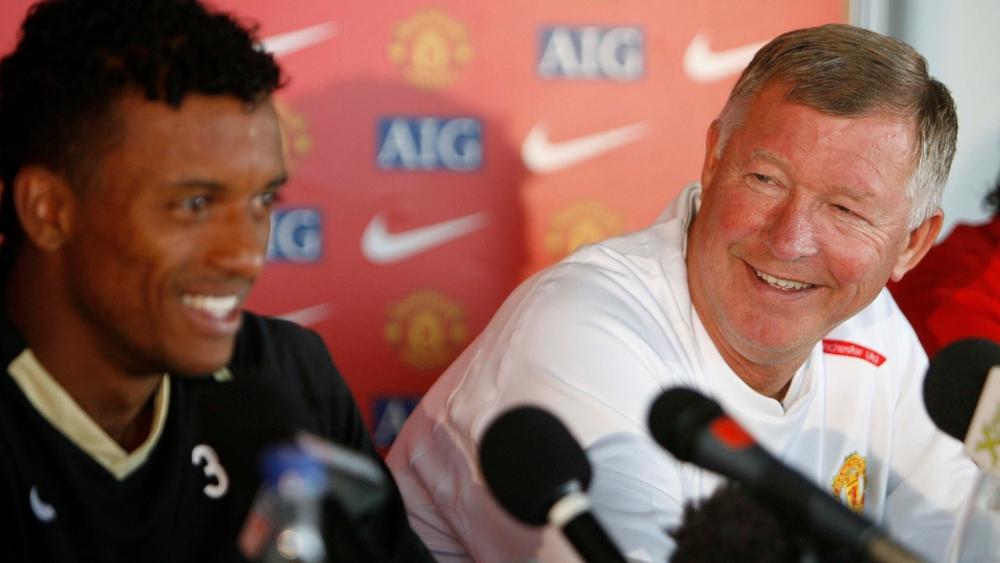 ناني: "فيرجسون كان يتركنا نتدرب مخمورين خلال ليالي رأس السنة"