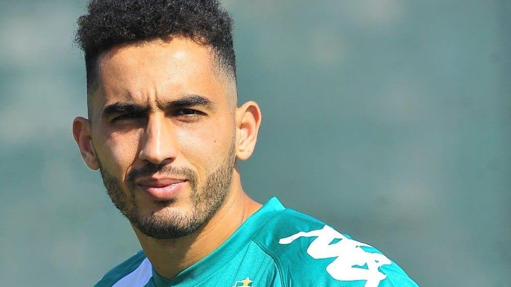 إدارة الرجاء تبحث عن صيغة للتخلص من اللاعب بدر بولهرود بعد فشل تجربته رفقة الفريق ووضعه ضمن لائحة المغادرين