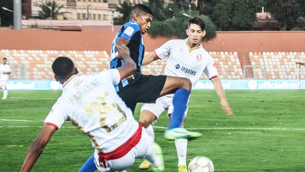 في مباراة شهدت أول ظهور لبن يشو بقميص الفريق الأحمر.. التعادل السلبي يحسم نتيجة ودية الوداد ومازيمبي الكونغولي