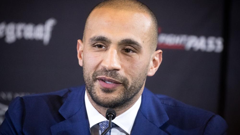 بدر هاري عن نزاله بعد غد السبت: "أركاديوس جوسيك مقاتل طويل جدًا وأعلم أن هذه فرصة حياته"