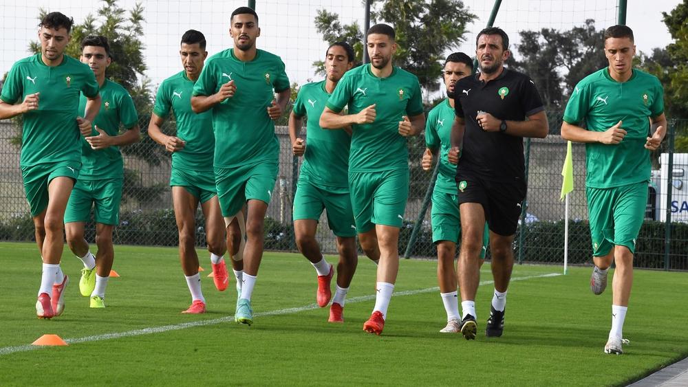 المنتخب الوطني يخوض حصة تدريبية بالمغرب قبل التوجه ظهر اليوم إلى مدينة كوناكري الغينية