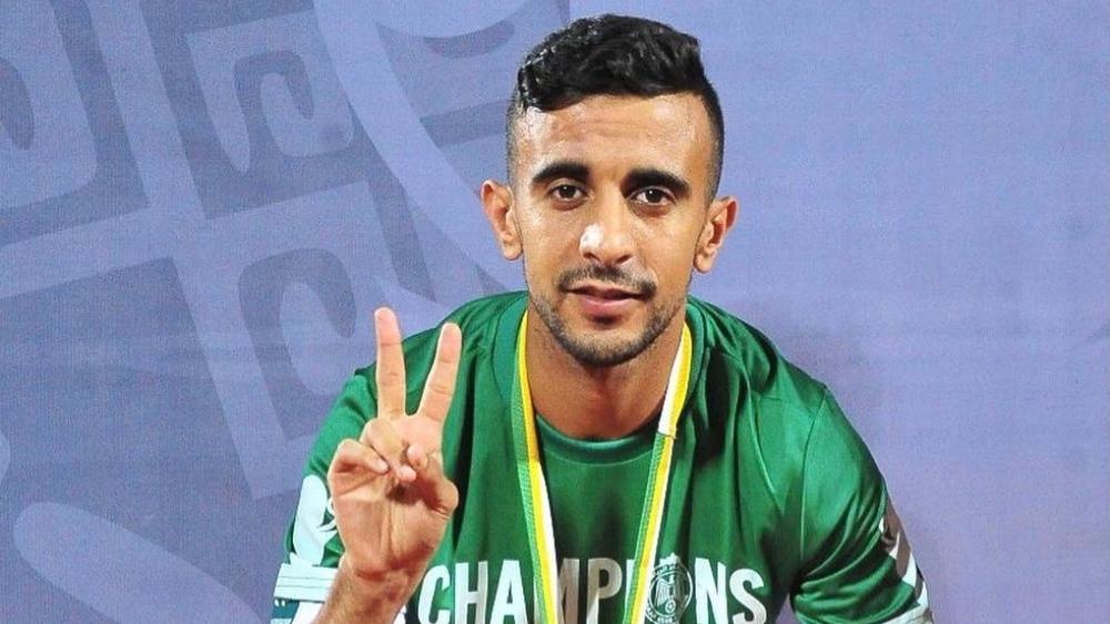 إدارة الرجاء تتراجع عن قرار فسخ عقد بوطيب وتتجه نحو إمكانية الاستغناء عن الدويك