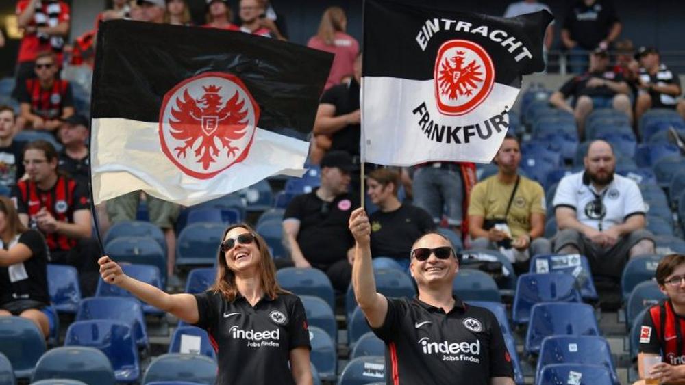 السماح لـ25 ألف متفرج بحضور مباراتي فرانكفورت المقبلتين