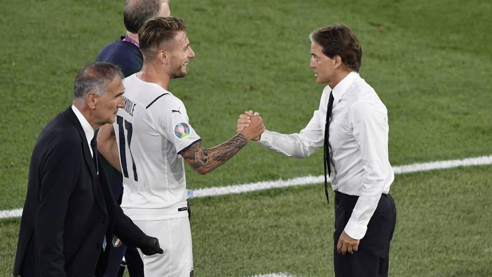 مانشيني يُدافع عن إيموبيلي: "سيُسجّل 8 أهداف في المونديال القادم"