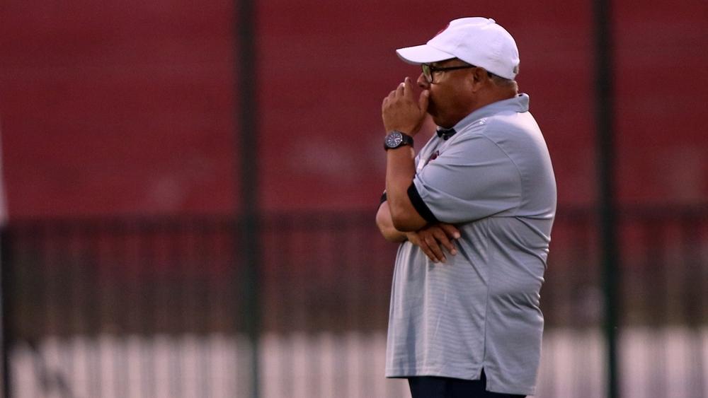 فاخر: "عندما رأينا فوز الرجاء والدفاع الجديدي اعتقدنا أنها دورة الفرق الزائرة وفوزنا على الفتح كان مستحقا"