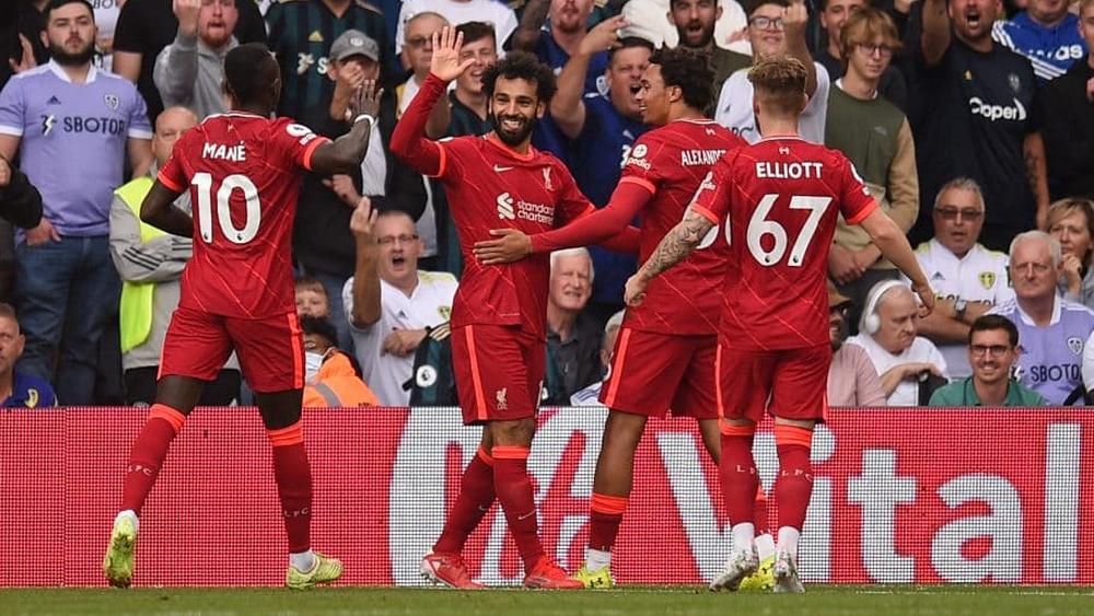 في يوم دخول صلاح التاريخ وإصابة إليوت "المرعبة".. ليفربول يهزم ليدز بـ"ثلاثية" ويتقاسم صدارة الـ"بريمير ليغ" مع اليونايتد وتشيلسي