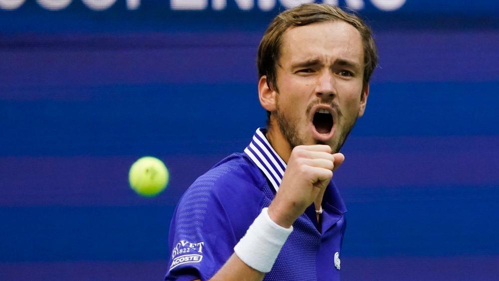 ميدفيديف يتوج بطلا لـ"US Open" ويحرم ديوكوفيتش من تحقيق رقم قياسي