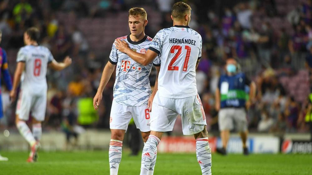 جوشوا كيميتش: "كان بمقدورنا تسجيل المزيد من الأهداف ضد برشلونة"