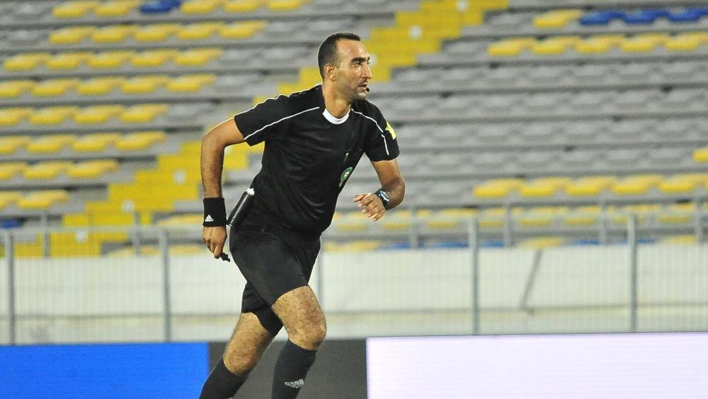 محمد النحيح حكما لمباراة الرجاء وأ.خريبكة والداكي الرداد يقود مواجهة الوداد وسريع واد زم.. الجامعة تكشف عن تعيينات حكام الجولة الثانية من البطولة الاحترافية