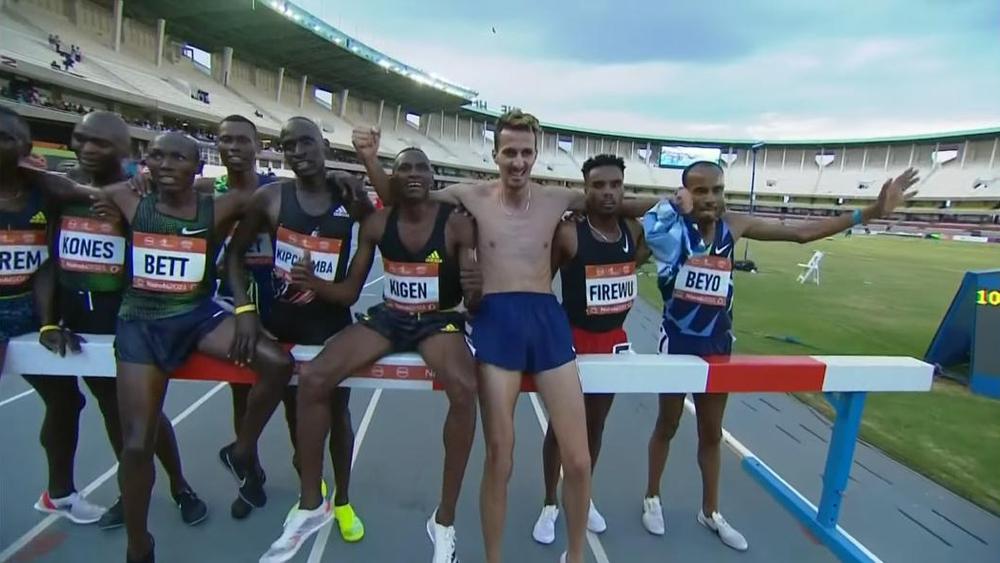 البقالي ينجح في التحدي.. البطل المغربي يهزم العدائين الكينيين في معقلهم ويفوز بسباق 3000م موانع في ملتقى "كيب كينو" المنظم بنيروبي