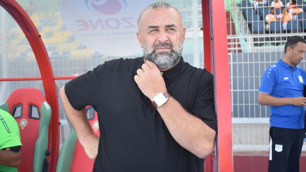 بنشيخة: "لْعابِين مْهابَل يخَرجُو ليك خَرجة مَتْسناهَاش.. البطاقة الحمراء بَعثرت لِي كامِل خْدَمتي وقلت للاعب ردْ بالك أكثر من مرة"