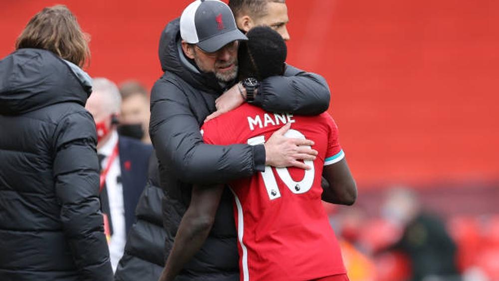 يورغن كلوب يشيد بـ"ساديو ماني" بعد وصوله إلى الهدف رقم 100 مع ليفربول