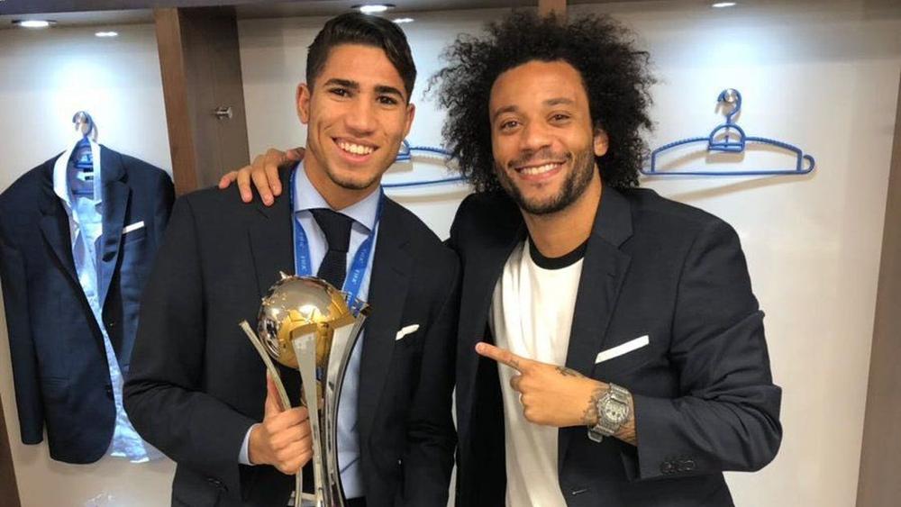 حكيمي: "بنزيما كان قدوتي حين بدأت مساري مع ريال مدريد كمهاجم.. تحولت بعدها لظهير وأصبح مارسيلو هو مرجعي ولا زال كذلك"