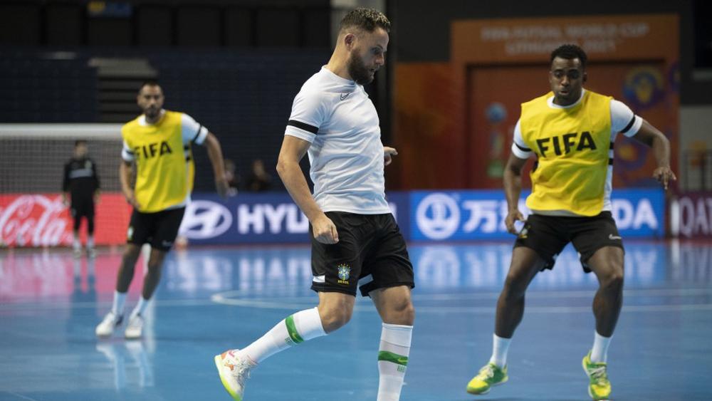 منتخب البرازيل يختم استعداداته لملاقاة المغرب في ربع نهائي "مونديال الفوتسال"