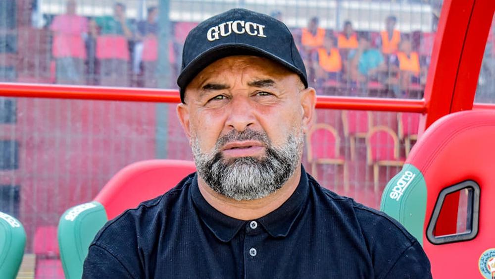 بنشيخة: "عندما تواجه فاخر يجب أن تكون أنت المبادر الأول للهجوم لأنه سيخلق لك المشاكل كل 10 دقائق"