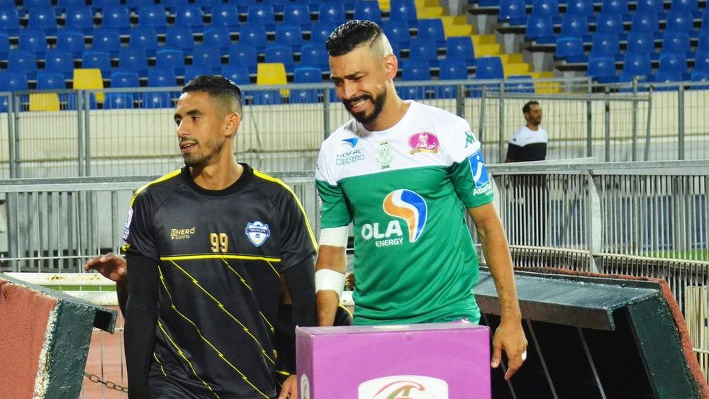 الشابي يوجه إنذارا إلى بنحليب بعد احتجاجه على تغييره في مباراة الشباب السالمي