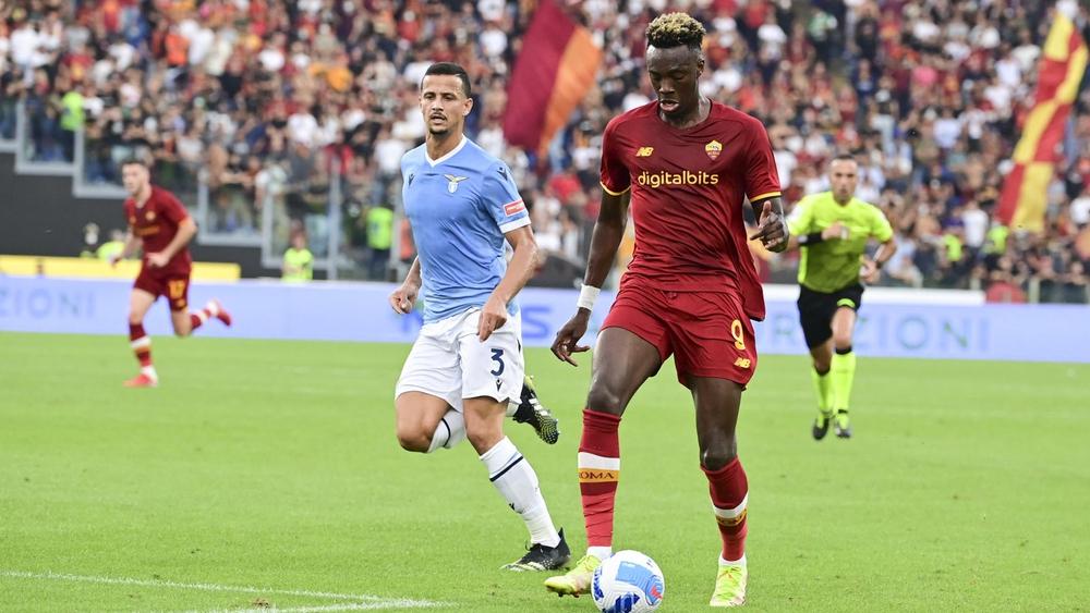 لاتسيو "ساري" يتفوق على روما "مورينيو" في ديربي العاصمة الإيطالية