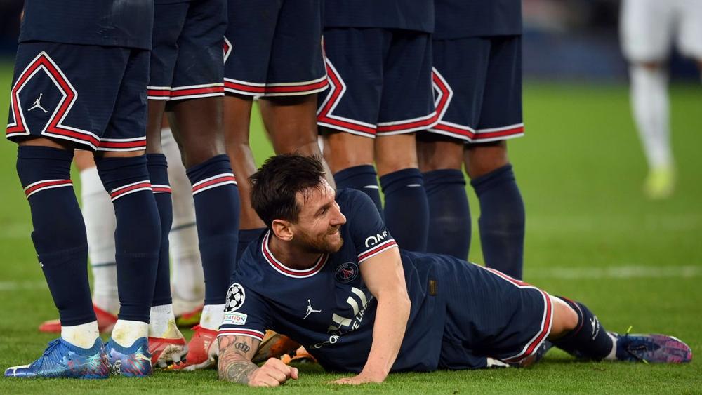 مدرب منتخب الأرجنتين يعلق على لقطة ميسي "المثيرة"