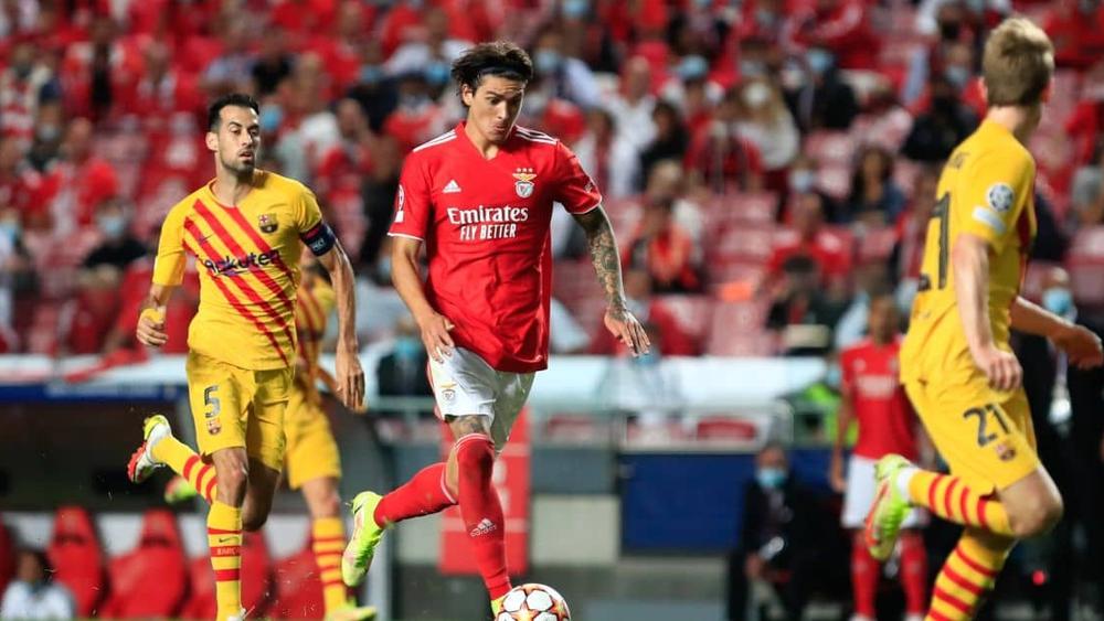 بنفس التشكيلة التي قهرت برشلونة.. بنفيكا يتعرض لهزيمة أولى في الدوري البرتغالي