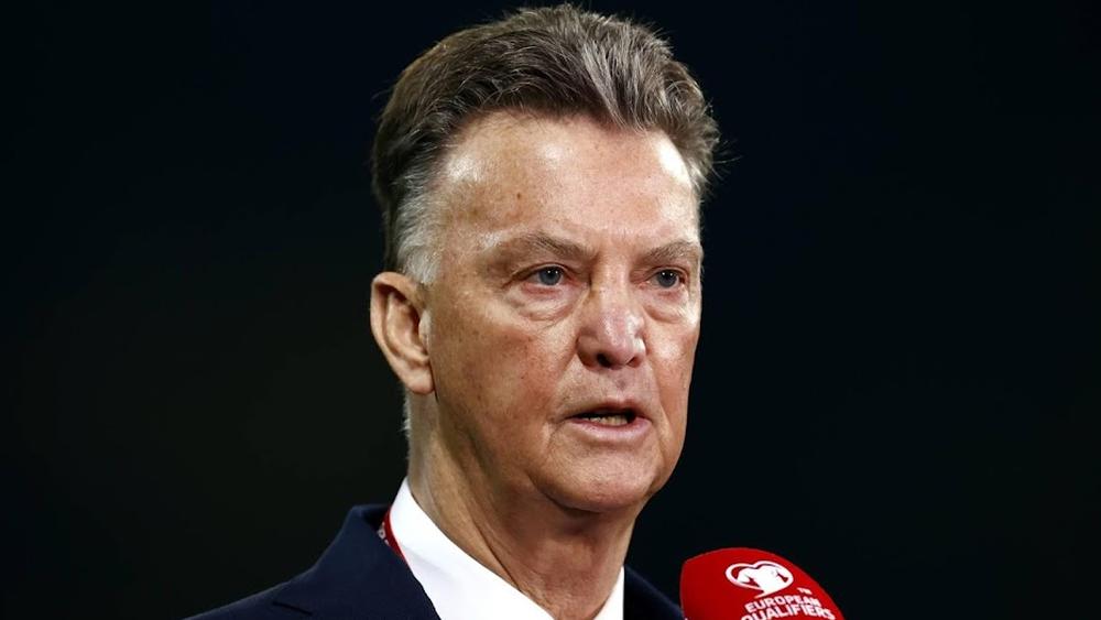 فان خال: "ليس علينا إمتاع الجماهير وهدفنا هو التأهل لكأس العالم"