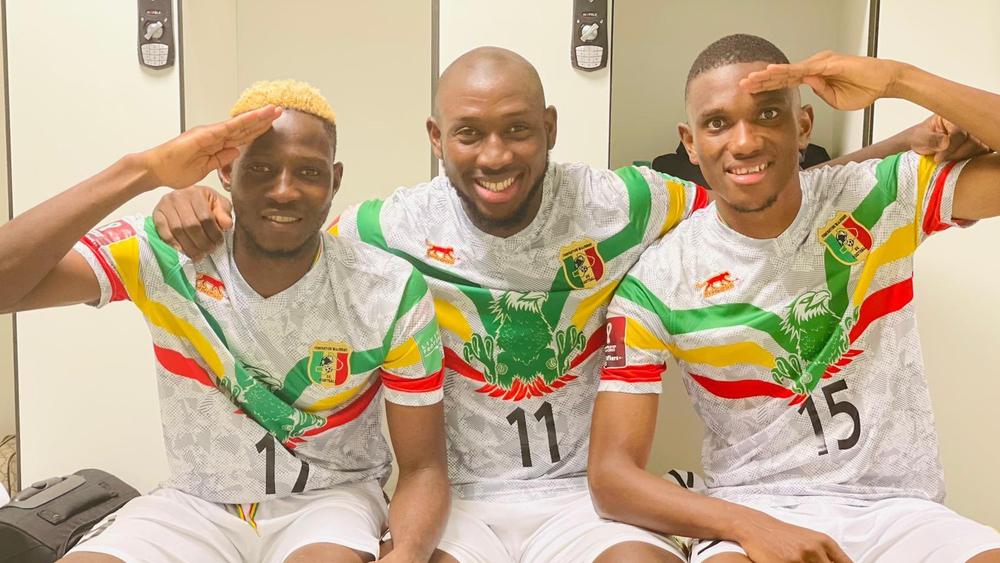 مالي وأوغندا يحققان الانتصار ويشعلان المنافسة على المركز الأول