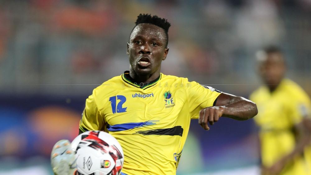 Le joueur du Wydad Msuva marque contre le Bénin